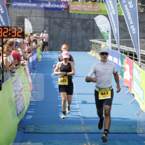 10.08.2025 - GEWOBA Citytriathlon Bremen H.Heesch http://msf.ph/oto/8549068 10.08.2025 11:36:13 Ziel 418, 443, 452, 485 meine-sportfotos.de