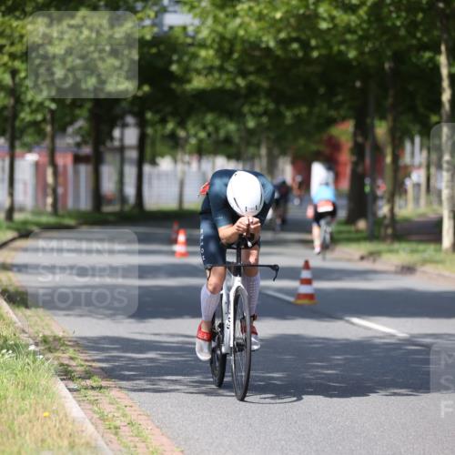 10.08.2025 - GEWOBA Citytriathlon Bremen Yannick Fuchs http://msf.ph/oto/8549076 10.08.2025 12:16:08 Radfahren 600, 654, 686, 707, 824, 891, 1022 meine-sportfotos.de