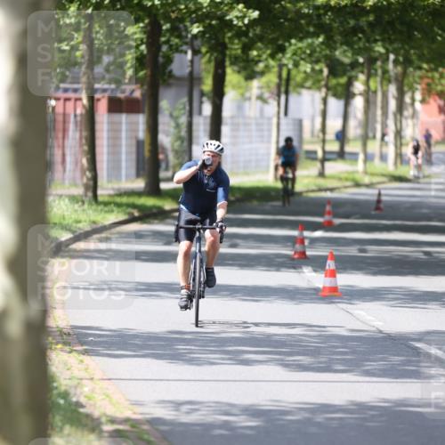10.08.2025 - GEWOBA Citytriathlon Bremen Yannick Fuchs http://msf.ph/oto/8549101 10.08.2025 13:20:48 Radfahren 785, 842, 862, 953 meine-sportfotos.de