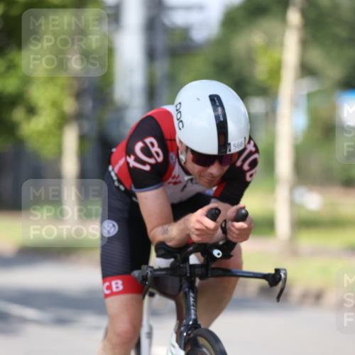 10.08.2025 - GEWOBA Citytriathlon Bremen Yannick Fuchs http://msf.ph/oto/8549169 10.08.2025 12:17:43 Radfahren 560, 566, 741, 765, 766, 912, 1025 meine-sportfotos.de