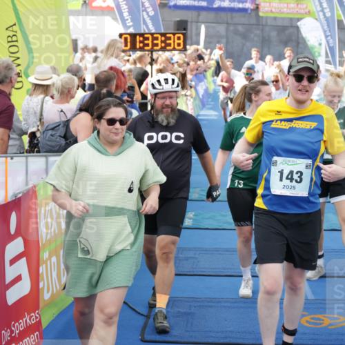 10.08.2025 - GEWOBA Citytriathlon Bremen H.Heesch http://msf.ph/oto/8549237 10.08.2025 11:37:20 Ziel 25, 29, 143, 173, 203, 209, 461, 513 meine-sportfotos.de