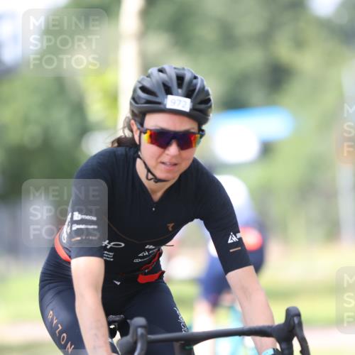 10.08.2025 - GEWOBA Citytriathlon Bremen Yannick Fuchs http://msf.ph/oto/8549246 10.08.2025 13:23:47 Radfahren 930, 965, 972 meine-sportfotos.de