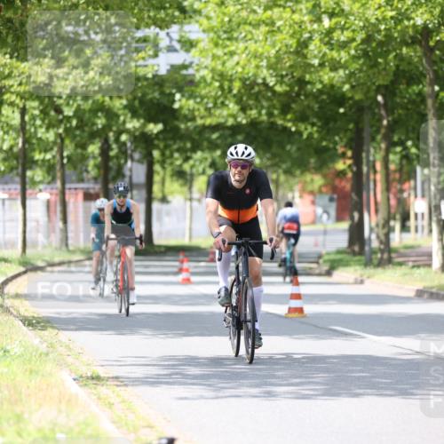 10.08.2025 - GEWOBA Citytriathlon Bremen Yannick Fuchs http://msf.ph/oto/8549256 10.08.2025 13:23:51 Radfahren 930, 965, 972 meine-sportfotos.de