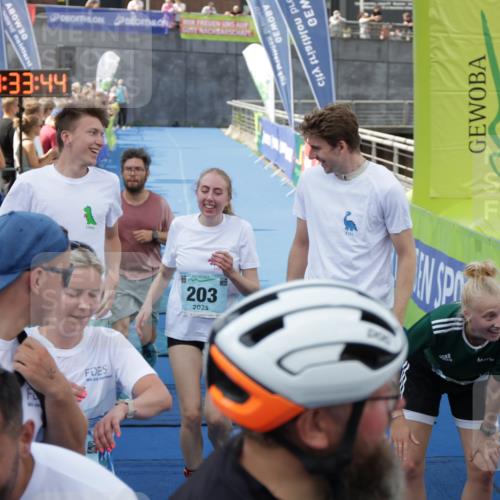 10.08.2025 - GEWOBA Citytriathlon Bremen H.Heesch http://msf.ph/oto/8549265 10.08.2025 11:37:25 Ziel 29, 173, 203, 209, 513 meine-sportfotos.de