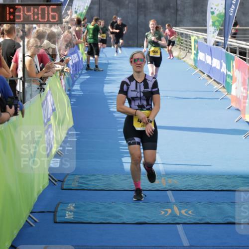 10.08.2025 - GEWOBA Citytriathlon Bremen H.Heesch http://msf.ph/oto/8549277 10.08.2025 11:37:47 Ziel 466, 492 meine-sportfotos.de