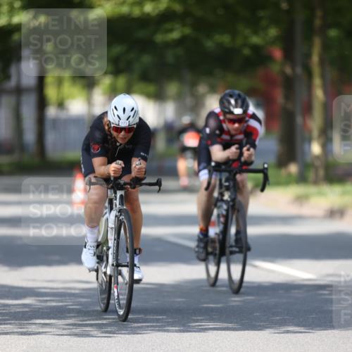 10.08.2025 - GEWOBA Citytriathlon Bremen Yannick Fuchs http://msf.ph/oto/8549364 10.08.2025 12:18:22 Radfahren 579, 582, 637, 678, 680, 763, 833, 855, 914, 919, 973 meine-sportfotos.de
