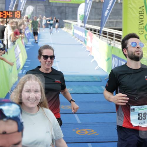10.08.2025 - GEWOBA Citytriathlon Bremen H.Heesch http://msf.ph/oto/8549536 10.08.2025 11:38:00 Ziel 89, 141, 237, 453 meine-sportfotos.de