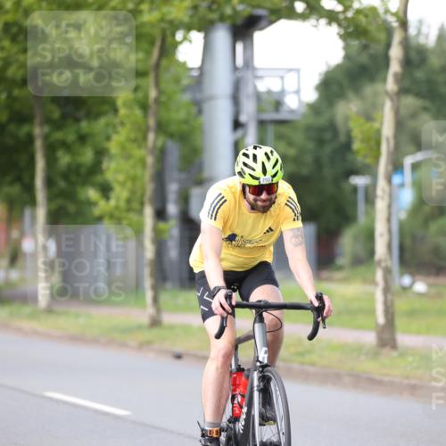10.08.2025 - GEWOBA Citytriathlon Bremen Yannick Fuchs http://msf.ph/oto/8549675 10.08.2025 13:30:07 Radfahren 792, 942 meine-sportfotos.de