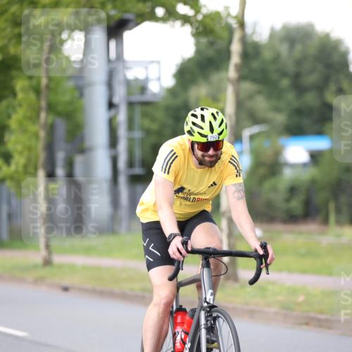 10.08.2025 - GEWOBA Citytriathlon Bremen Yannick Fuchs http://msf.ph/oto/8549677 10.08.2025 13:30:07 Radfahren 792, 942 meine-sportfotos.de
