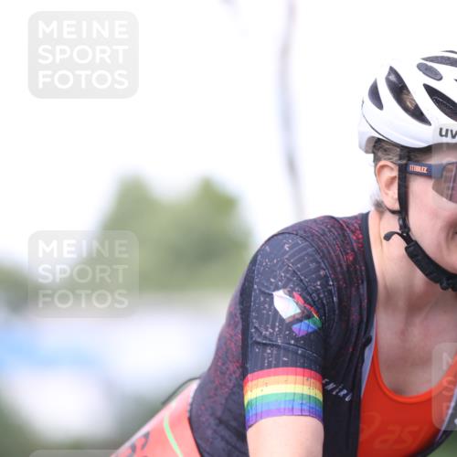 10.08.2025 - GEWOBA Citytriathlon Bremen Yannick Fuchs http://msf.ph/oto/8549697 10.08.2025 13:31:26 Radfahren 724, 922, 968 meine-sportfotos.de