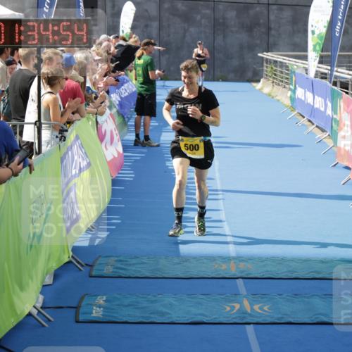 10.08.2025 - GEWOBA Citytriathlon Bremen H.Heesch http://msf.ph/oto/8549754 10.08.2025 11:38:36 Ziel 500 meine-sportfotos.de