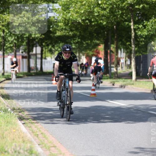 10.08.2025 - GEWOBA Citytriathlon Bremen Yannick Fuchs http://msf.ph/oto/8549804 10.08.2025 12:20:18 Radfahren 565, 570, 596, 631, 720, 782, 784, 844, 892, 920 meine-sportfotos.de