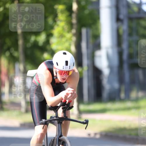 10.08.2025 - GEWOBA Citytriathlon Bremen Yannick Fuchs http://msf.ph/oto/8549810 10.08.2025 14:05:37 Radfahren 11 meine-sportfotos.de