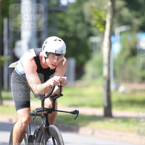 10.08.2025 - GEWOBA Citytriathlon Bremen Yannick Fuchs http://msf.ph/oto/8549873 10.08.2025 14:08:59 Radfahren 165 meine-sportfotos.de