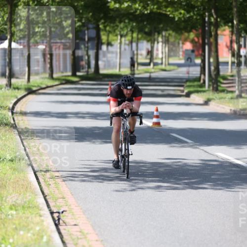 10.08.2025 - GEWOBA Citytriathlon Bremen Yannick Fuchs http://msf.ph/oto/8549897 10.08.2025 14:09:58 Radfahren 159, 167 meine-sportfotos.de