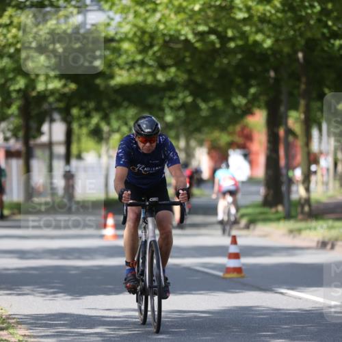 10.08.2025 - GEWOBA Citytriathlon Bremen Yannick Fuchs http://msf.ph/oto/8549900 10.08.2025 12:20:37 Radfahren 563, 596, 631, 734, 829, 900, 940 meine-sportfotos.de