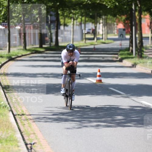10.08.2025 - GEWOBA Citytriathlon Bremen Yannick Fuchs http://msf.ph/oto/8549918 10.08.2025 14:10:05 Radfahren 159, 167 meine-sportfotos.de