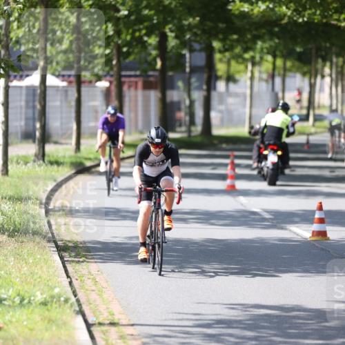 10.08.2025 - GEWOBA Citytriathlon Bremen Yannick Fuchs http://msf.ph/oto/8549945 10.08.2025 14:11:28 Radfahren 70, 161 meine-sportfotos.de