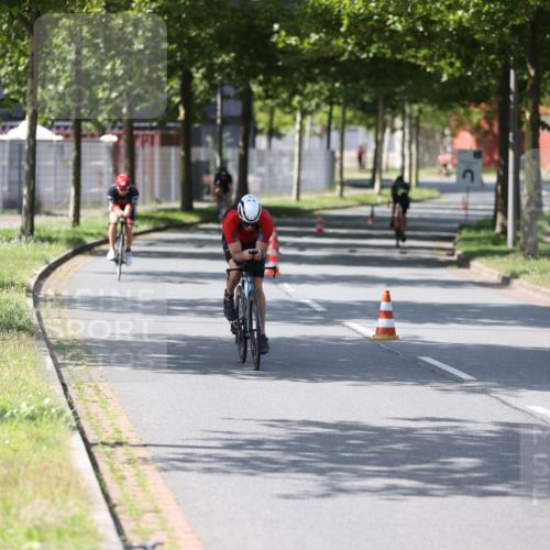 10.08.2025 - GEWOBA Citytriathlon Bremen Yannick Fuchs http://msf.ph/oto/8549983 10.08.2025 14:11:54 Radfahren 12, 156, 168 meine-sportfotos.de