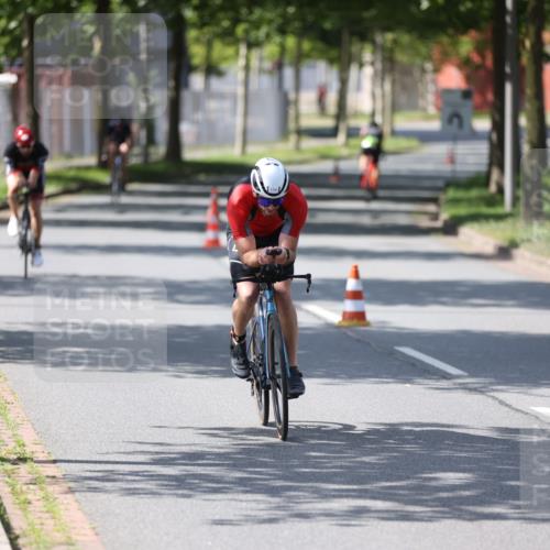 10.08.2025 - GEWOBA Citytriathlon Bremen Yannick Fuchs http://msf.ph/oto/8549988 10.08.2025 14:11:54 Radfahren 12, 156, 168 meine-sportfotos.de