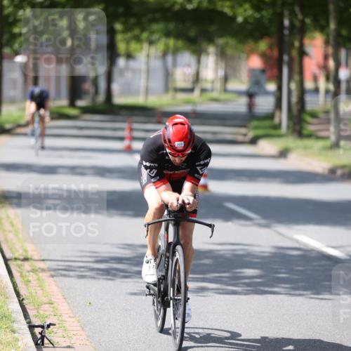 10.08.2025 - GEWOBA Citytriathlon Bremen Yannick Fuchs http://msf.ph/oto/8550007 10.08.2025 14:11:57 Radfahren 12, 156, 168 meine-sportfotos.de