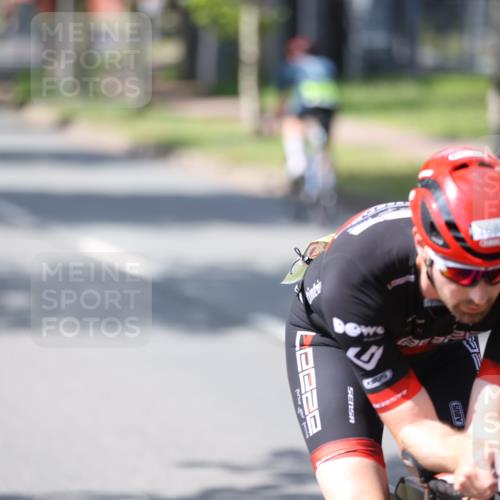 10.08.2025 - GEWOBA Citytriathlon Bremen Yannick Fuchs http://msf.ph/oto/8550017 10.08.2025 14:11:58 Radfahren 12, 156, 168 meine-sportfotos.de