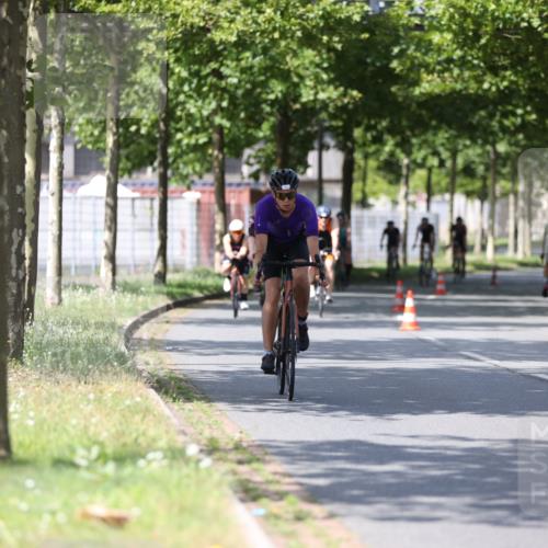 10.08.2025 - GEWOBA Citytriathlon Bremen Yannick Fuchs http://msf.ph/oto/8550028 10.08.2025 12:21:04 Radfahren 555, 558, 581, 662, 701, 758, 772, 795, 813, 869, 899, 969, 1001, 1002 meine-sportfotos.de