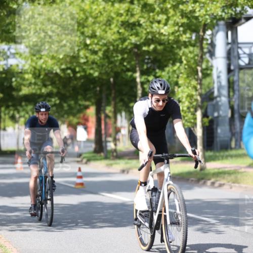 10.08.2025 - GEWOBA Citytriathlon Bremen Yannick Fuchs http://msf.ph/oto/8550070 10.08.2025 12:21:12 Radfahren 555, 558, 581, 662, 701, 758, 761, 785, 813, 869, 913, 969, 975, 1002 meine-sportfotos.de