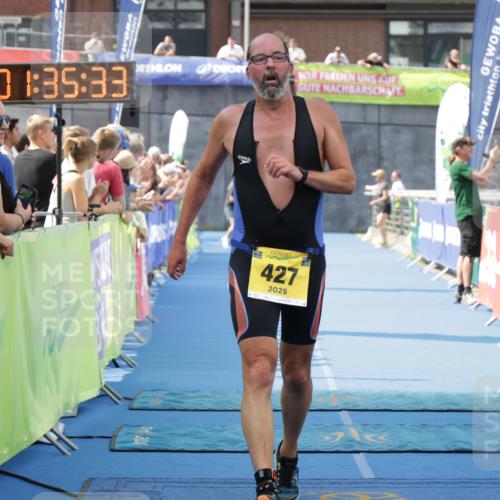 10.08.2025 - GEWOBA Citytriathlon Bremen H.Heesch http://msf.ph/oto/8550092 10.08.2025 11:39:14 Ziel 427 meine-sportfotos.de