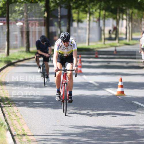 10.08.2025 - GEWOBA Citytriathlon Bremen Yannick Fuchs http://msf.ph/oto/8550170 10.08.2025 14:12:30 Radfahren 10, 33, 42, 66, 155, 171, 178 meine-sportfotos.de