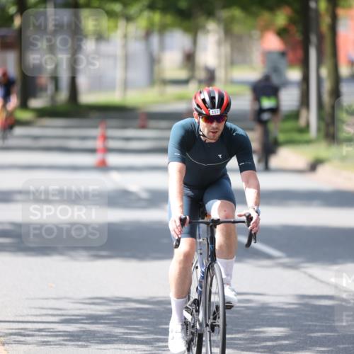10.08.2025 - GEWOBA Citytriathlon Bremen Yannick Fuchs http://msf.ph/oto/8550233 10.08.2025 14:12:48 Radfahren 95, 117, 148, 155 meine-sportfotos.de