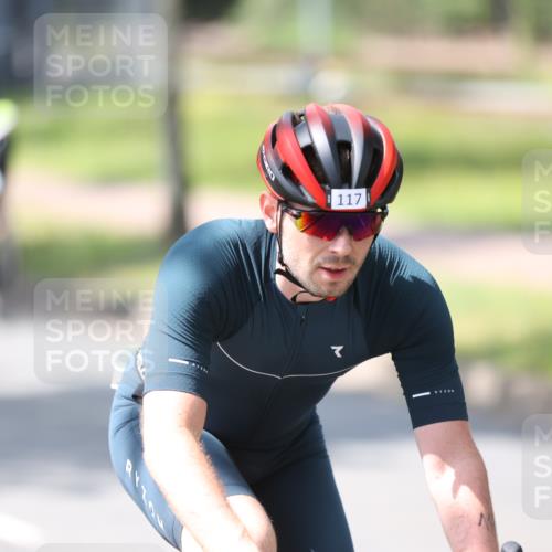 10.08.2025 - GEWOBA Citytriathlon Bremen Yannick Fuchs http://msf.ph/oto/8550243 10.08.2025 14:12:49 Radfahren 95, 117, 148, 155 meine-sportfotos.de