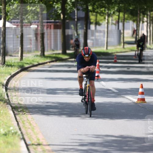 10.08.2025 - GEWOBA Citytriathlon Bremen Yannick Fuchs http://msf.ph/oto/8550250 10.08.2025 14:12:51 Radfahren 95, 117, 148, 155 meine-sportfotos.de