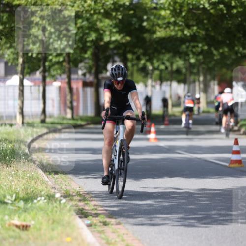 10.08.2025 - GEWOBA Citytriathlon Bremen Yannick Fuchs http://msf.ph/oto/8550262 10.08.2025 12:22:43 Radfahren 580, 634, 658, 665, 690, 714, 729, 803, 870, 910, 926 meine-sportfotos.de