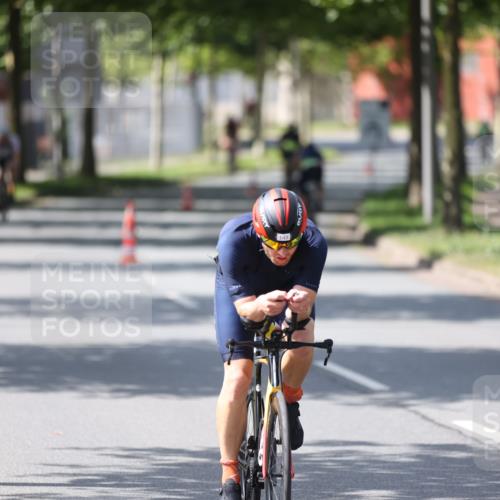 10.08.2025 - GEWOBA Citytriathlon Bremen Yannick Fuchs http://msf.ph/oto/8550263 10.08.2025 14:12:52 Radfahren 95, 117, 148, 155 meine-sportfotos.de