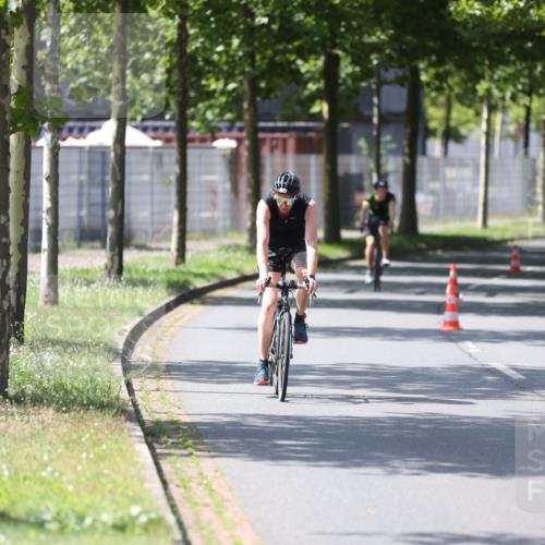 10.08.2025 - GEWOBA Citytriathlon Bremen Yannick Fuchs http://msf.ph/oto/8550307 10.08.2025 14:13:01 Radfahren 8, 95, 107, 148 meine-sportfotos.de