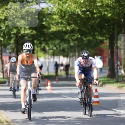 10.08.2025 - GEWOBA Citytriathlon Bremen Yannick Fuchs http://msf.ph/oto/8550345 10.08.2025 12:23:12 Radfahren 589, 603, 606, 638, 740, 921, 934, 953 meine-sportfotos.de