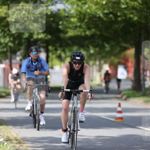 10.08.2025 - GEWOBA Citytriathlon Bremen Yannick Fuchs http://msf.ph/oto/8550412 10.08.2025 12:23:22 Radfahren 589, 606, 638, 696, 740, 754, 802, 921, 934, 945, 953 meine-sportfotos.de
