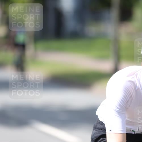 10.08.2025 - GEWOBA Citytriathlon Bremen Yannick Fuchs http://msf.ph/oto/8550416 10.08.2025 14:13:29 Radfahren 14, 26, 44, 104, 112, 175 meine-sportfotos.de