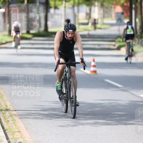 10.08.2025 - GEWOBA Citytriathlon Bremen Yannick Fuchs http://msf.ph/oto/8550419 10.08.2025 14:13:30 Radfahren 14, 26, 44, 104, 112, 175 meine-sportfotos.de