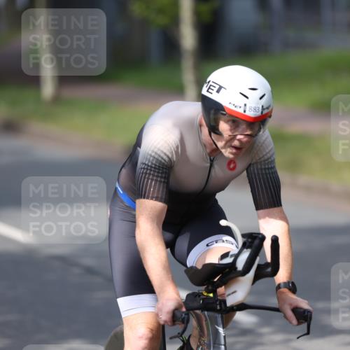10.08.2025 - GEWOBA Citytriathlon Bremen Yannick Fuchs http://msf.ph/oto/8550496 10.08.2025 12:24:28 Radfahren 557, 613, 623, 650, 660, 705, 723, 724, 779, 809, 883, 925, 944, 964, 1006, 1036 meine-sportfotos.de
