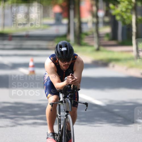 10.08.2025 - GEWOBA Citytriathlon Bremen Yannick Fuchs http://msf.ph/oto/8550503 10.08.2025 14:13:42 Radfahren 14, 44, 112 meine-sportfotos.de