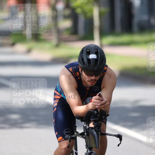 10.08.2025 - GEWOBA Citytriathlon Bremen Yannick Fuchs http://msf.ph/oto/8550507 10.08.2025 14:13:42 Radfahren 14, 44, 112 meine-sportfotos.de