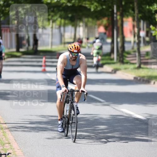 10.08.2025 - GEWOBA Citytriathlon Bremen Yannick Fuchs http://msf.ph/oto/8550533 10.08.2025 14:14:35 Radfahren 68, 77, 93, 105, 113, 122, 143 meine-sportfotos.de