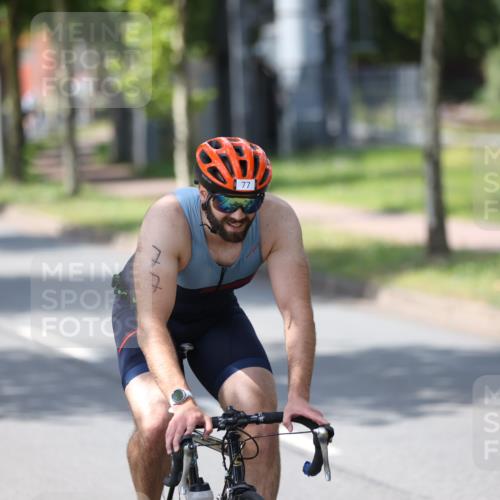 10.08.2025 - GEWOBA Citytriathlon Bremen Yannick Fuchs http://msf.ph/oto/8550540 10.08.2025 14:14:36 Radfahren 68, 77, 93, 96, 105, 113, 143 meine-sportfotos.de