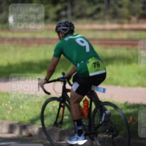10.08.2025 - GEWOBA Citytriathlon Bremen Yannick Fuchs http://msf.ph/oto/8550577 10.08.2025 14:14:41 Radfahren 68, 77, 93, 96, 105, 113, 143 meine-sportfotos.de