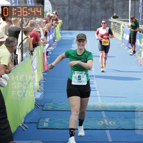 10.08.2025 - GEWOBA Citytriathlon Bremen H.Heesch http://msf.ph/oto/8550615 10.08.2025 11:40:25 Ziel 5, 448, 472, 502 meine-sportfotos.de