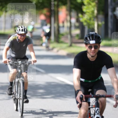 10.08.2025 - GEWOBA Citytriathlon Bremen Yannick Fuchs http://msf.ph/oto/8550633 10.08.2025 14:14:50 Radfahren 37, 68, 82, 96, 105, 113, 143, 226 meine-sportfotos.de