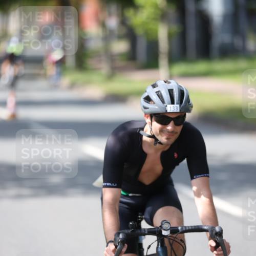 10.08.2025 - GEWOBA Citytriathlon Bremen Yannick Fuchs http://msf.ph/oto/8550701 10.08.2025 14:15:08 Radfahren 15, 76, 82, 88, 108, 133, 146, 151, 226 meine-sportfotos.de