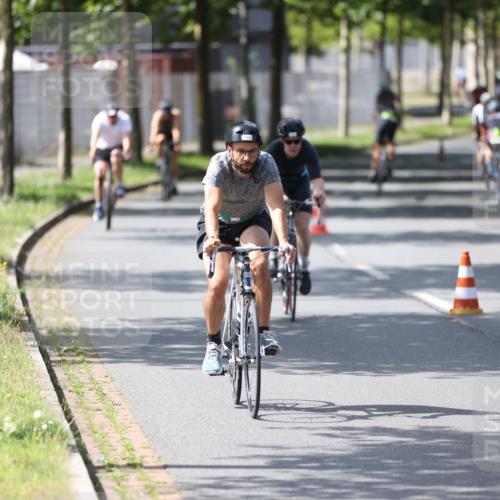 10.08.2025 - GEWOBA Citytriathlon Bremen Yannick Fuchs http://msf.ph/oto/8550712 10.08.2025 14:15:10 Radfahren 15, 45, 55, 76, 88, 108, 133, 146, 151, 226 meine-sportfotos.de
